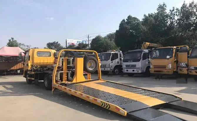 凤翔区汽车中途维修案例